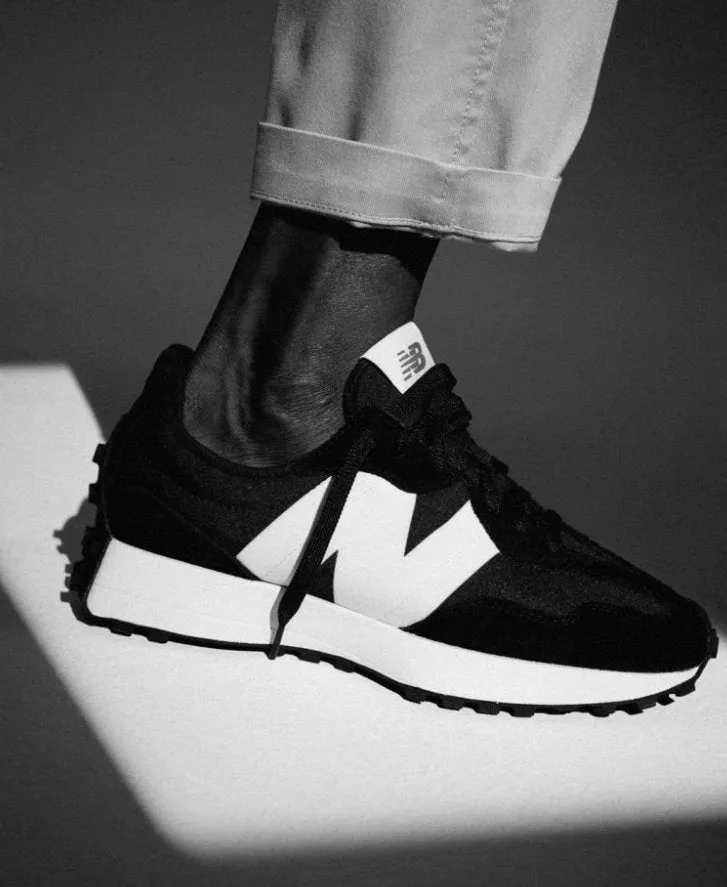 New Balance 327 Black
